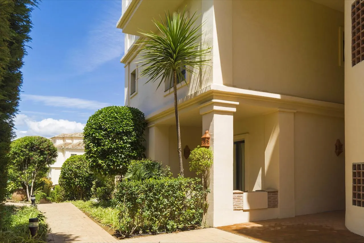 Apartment Capanes Del Golf Benahavis Spain